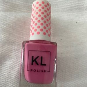 KL Polish Mami Martha